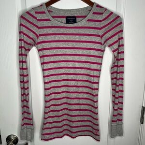 American Eagle Outfitters long sleeve pink and grey gray striped t-shirt xs